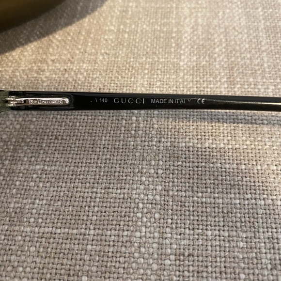 Unisex Gucci Eyeglasses - Picture 5 of 5